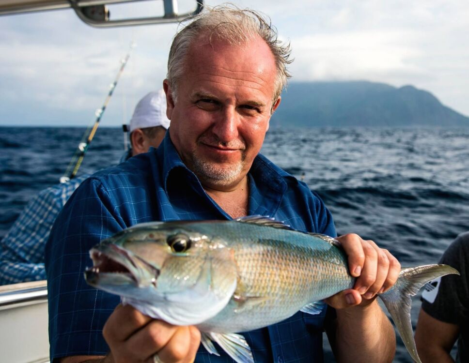  51157400  Victor, 59 ,    Wellington