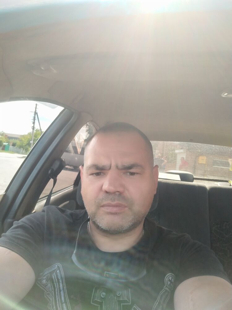  ,   Titan, 39 ,   ,   