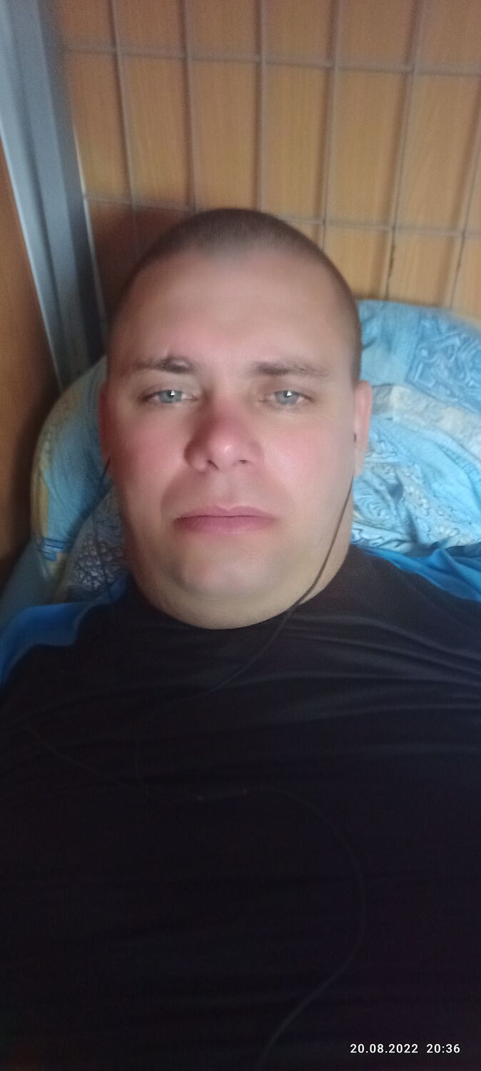  ,   Aleksandr, 43 ,  