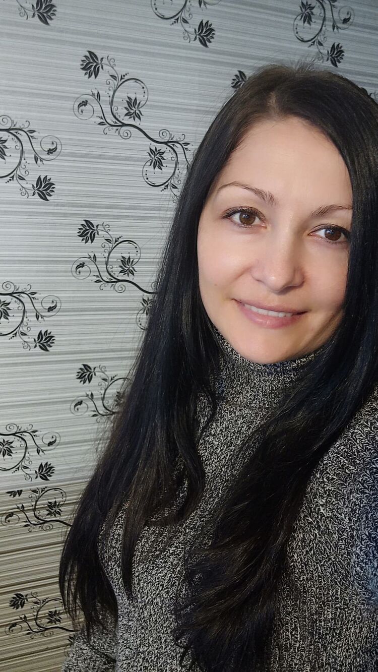  -,   Alla, 41 ,   ,   