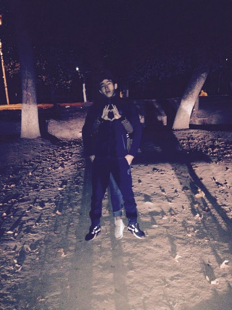  8499070  Shoxrux, 33 ,    