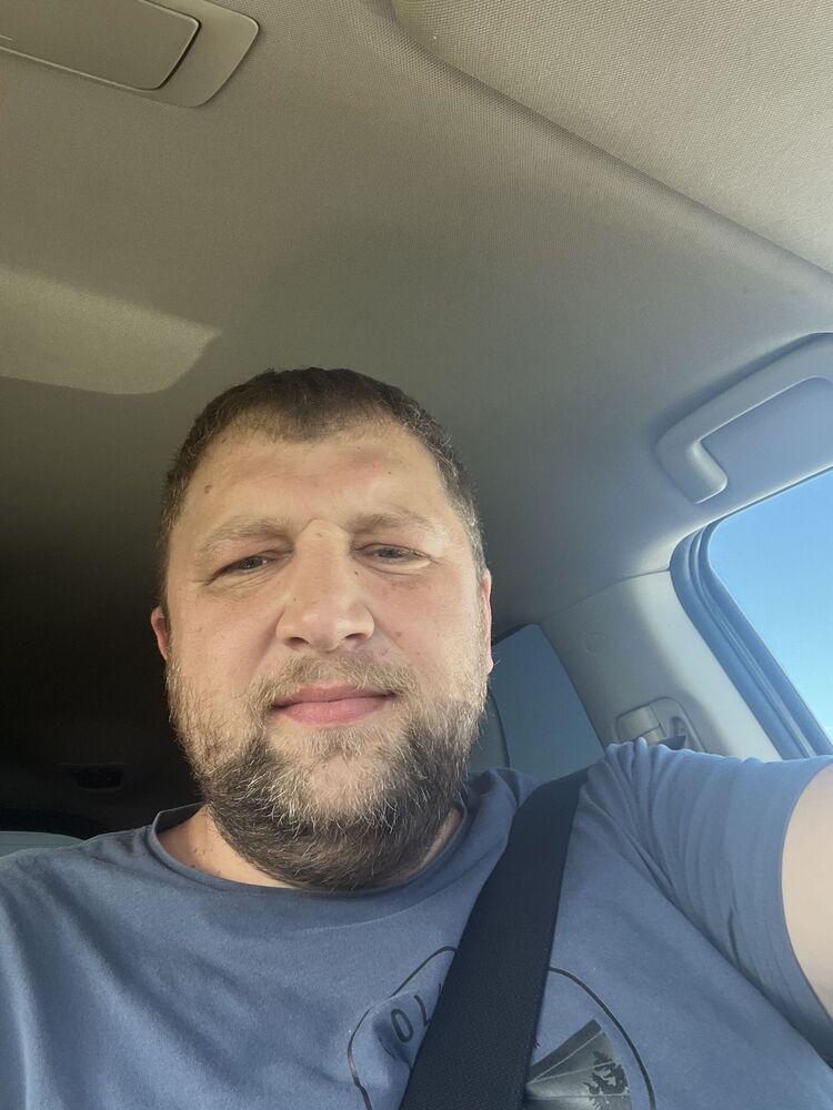  32325660  , 37 ,    