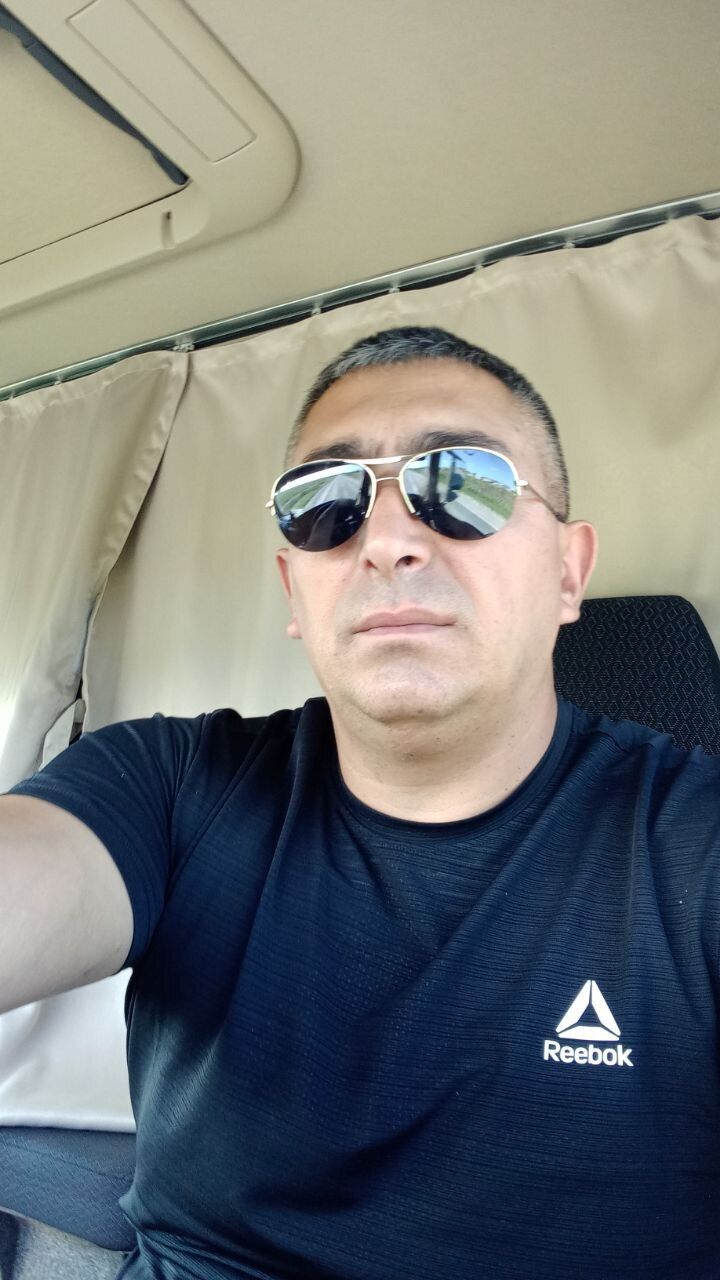  47437630  , 44 ,    