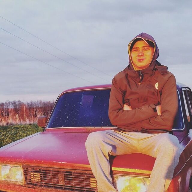  32355390  Xalid, 25 ,    
