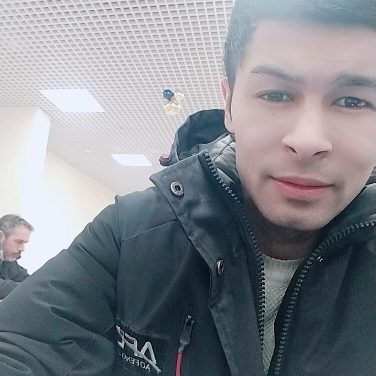  44740120  Shaxruz, 31 ,    