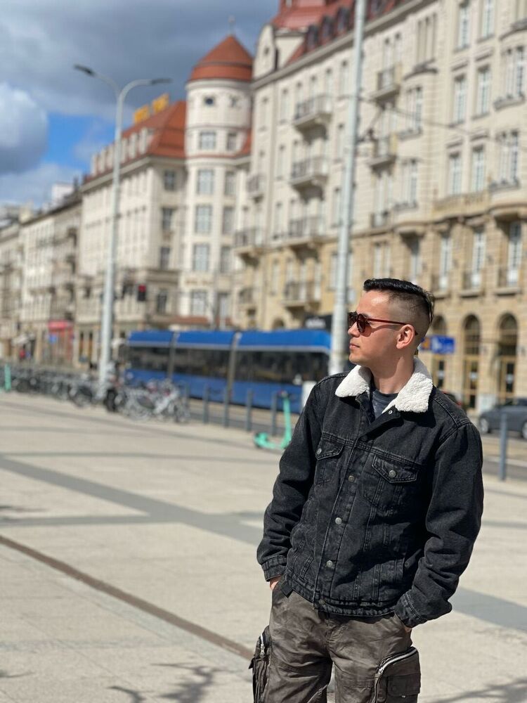  ,   , 24 ,   ,   