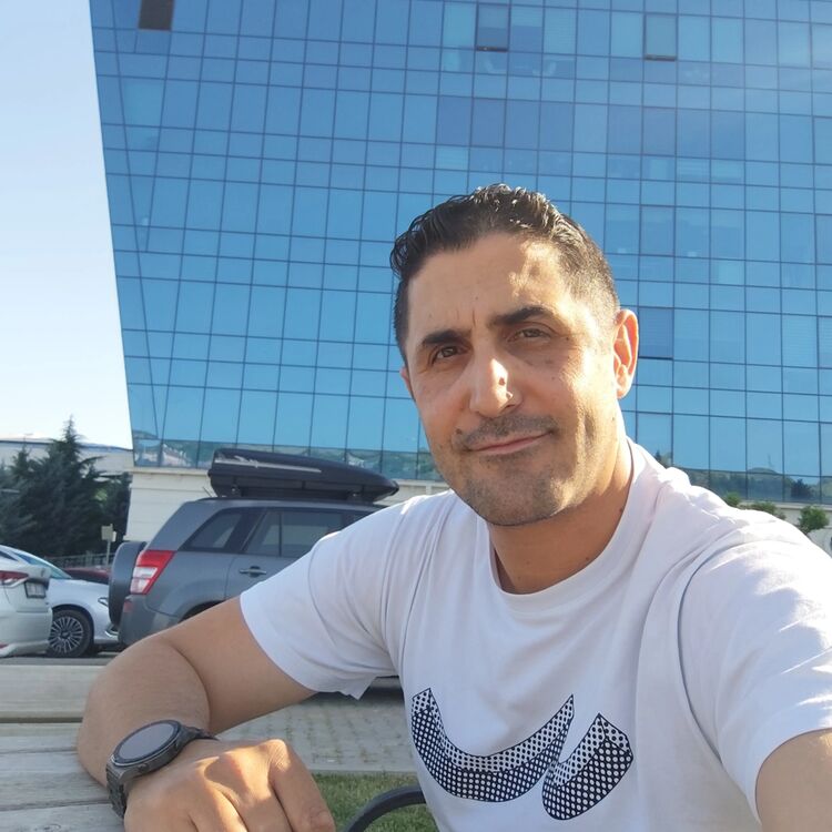  ,   Mehmet, 37 ,   ,   