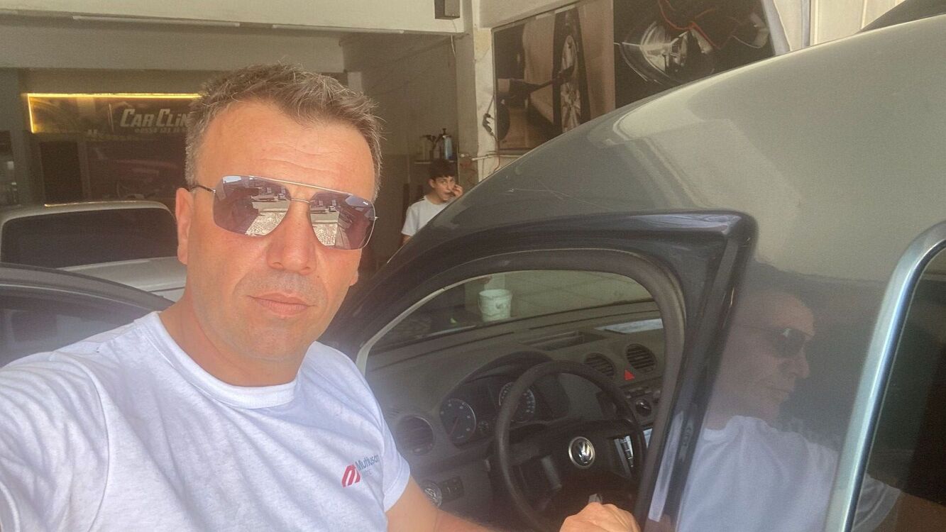  36889460  David clein, 34 ,    Ballica