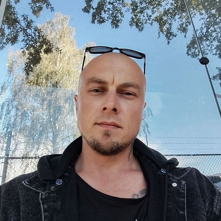  51680180  Alex, 32 ,    Sint-Niklaas