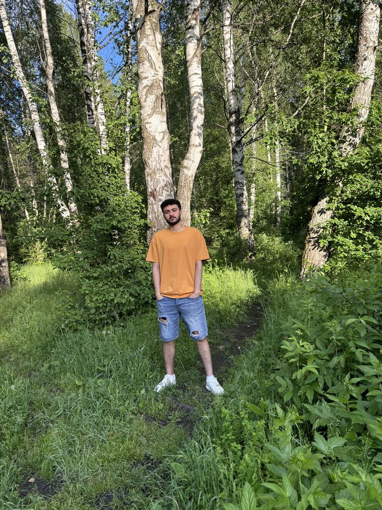  44028140  Mhmd ELSayed, 24 ,    