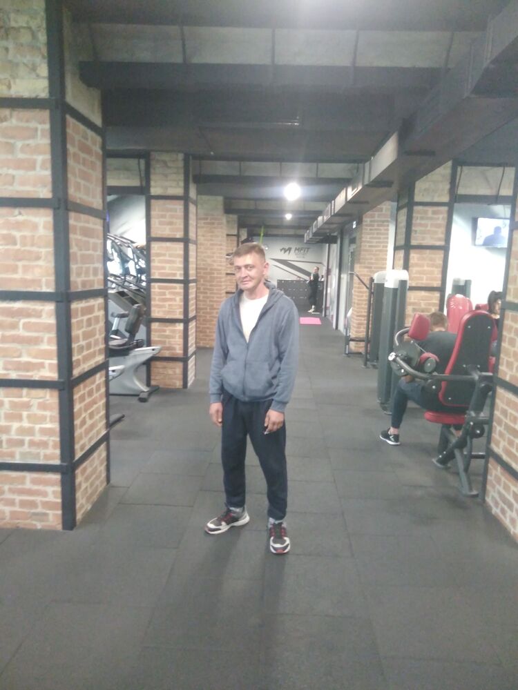  34720830  Nik, 50 ,    