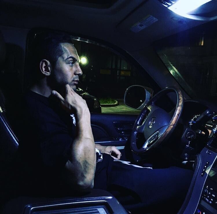  15326100  Alexander, 41 ,    