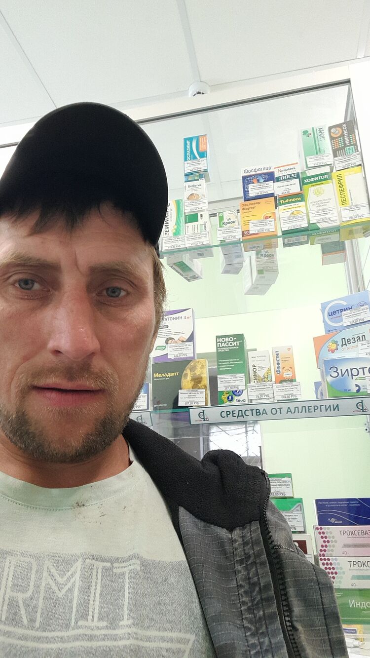  35723760  Alexey, 36 ,    