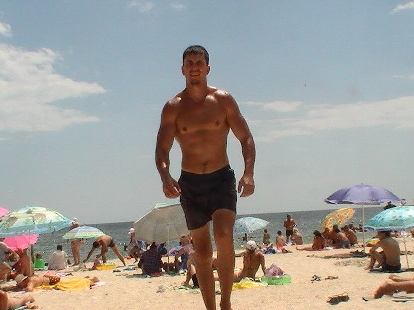  11890520  Sasha, 41 ,    