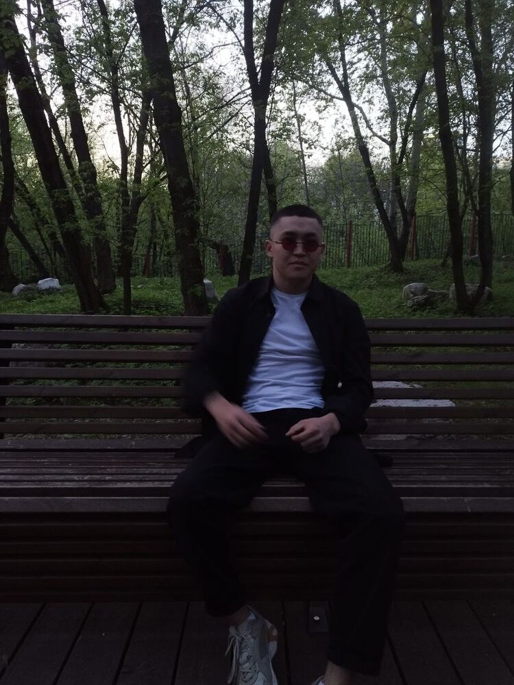  ,   Marlen, 24 ,   ,   