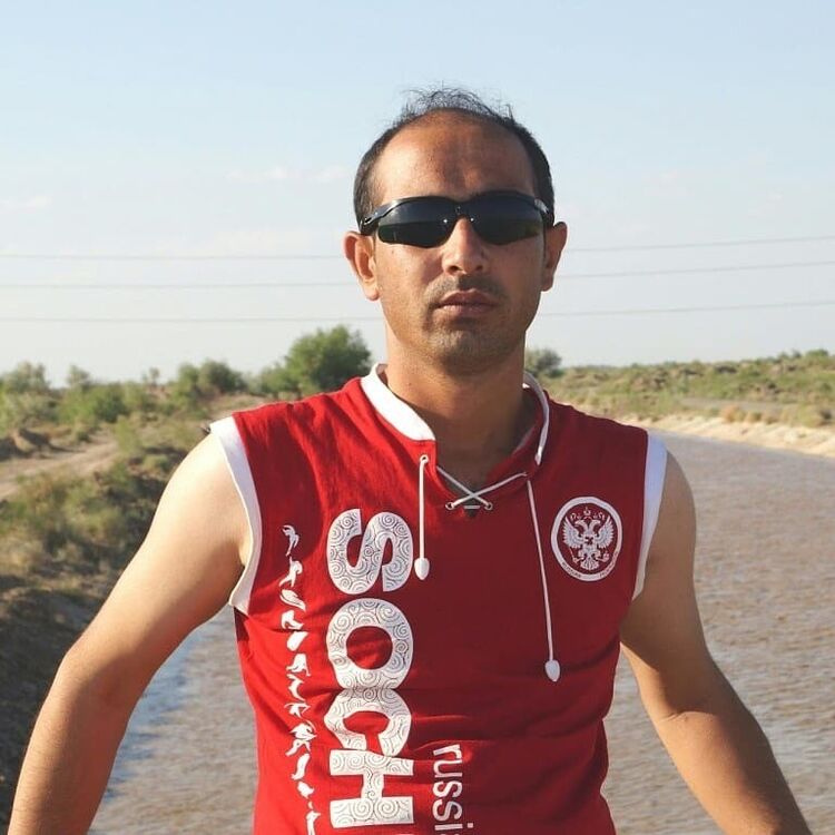  20493240  Temur, 39 ,    