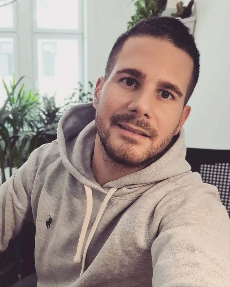 ���� 54973740 ������� ����, 41 ���, ���� ���������� � �����-��������