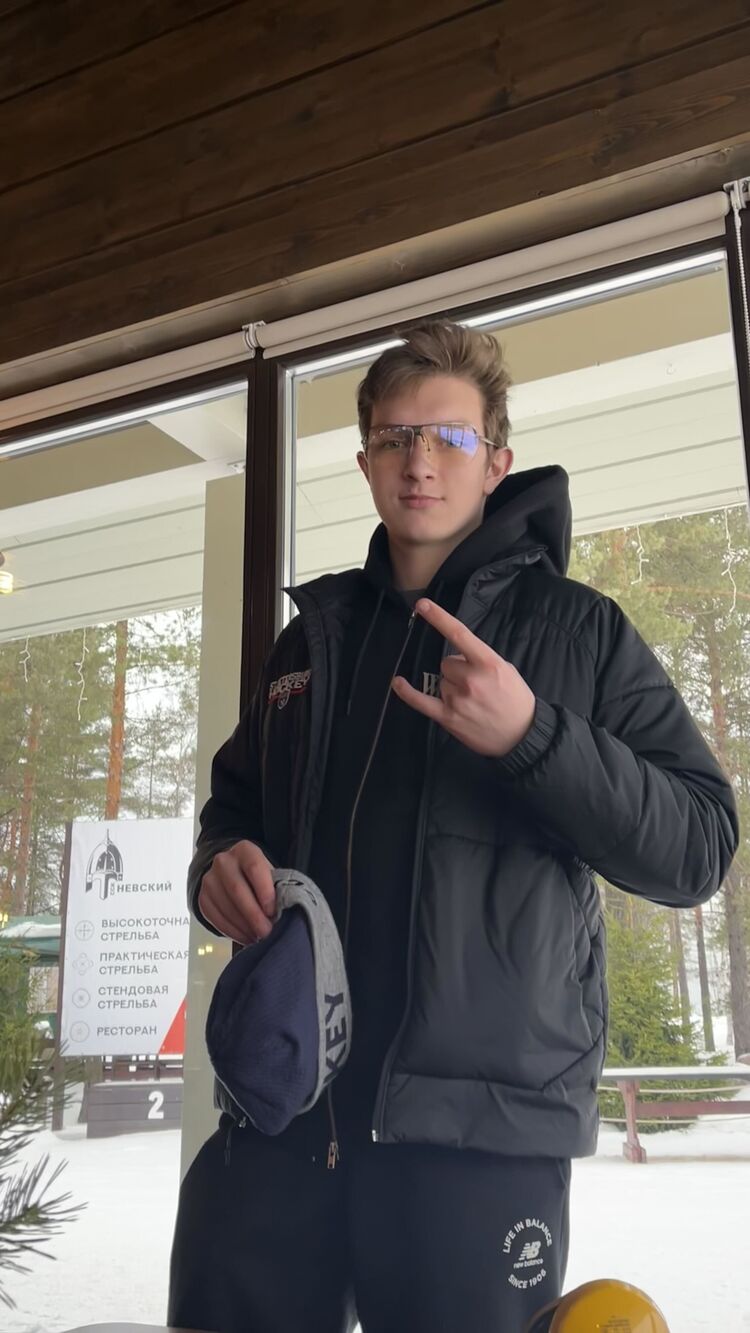  32726510  Ը, 20 ,    -