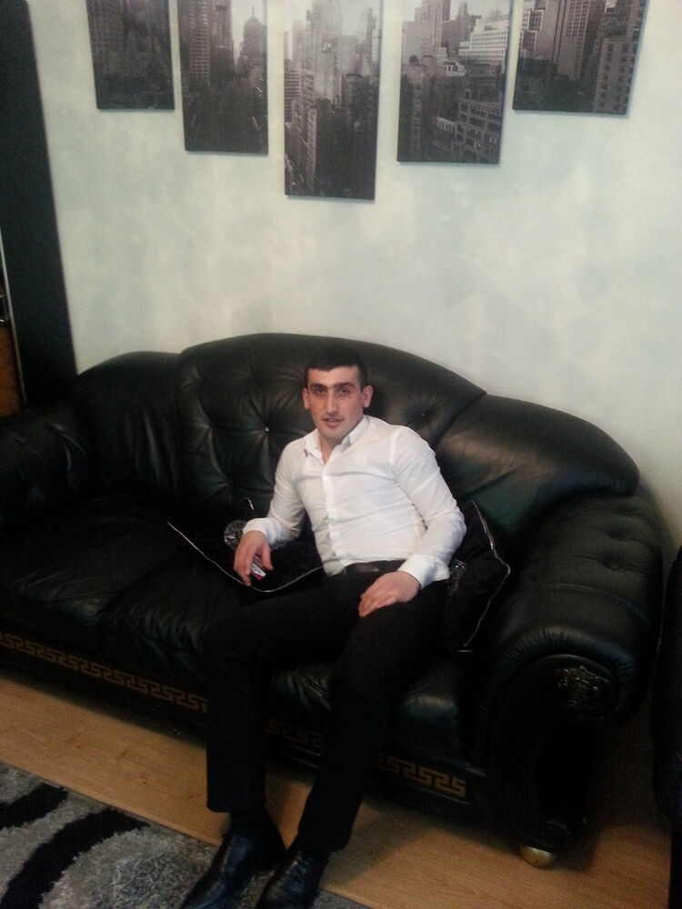  ,   Armen, 35 ,   ,   , c 