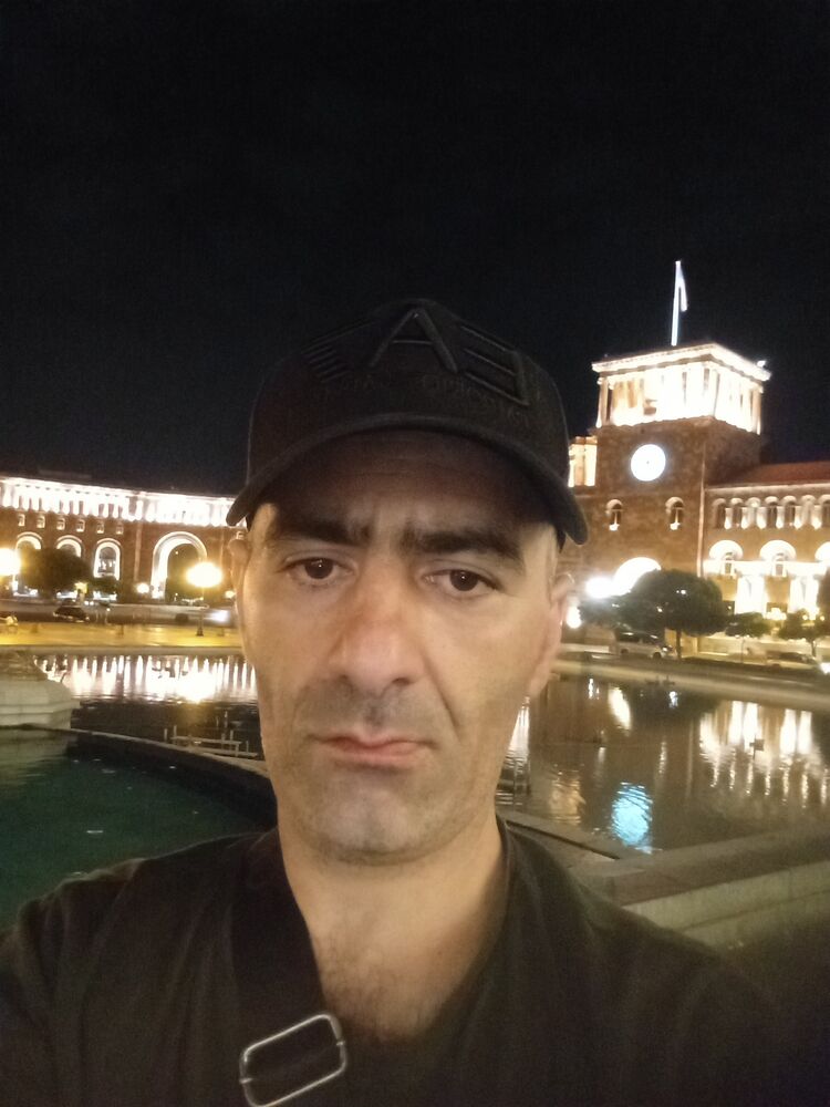  52917930  Alvard, 70 ,    