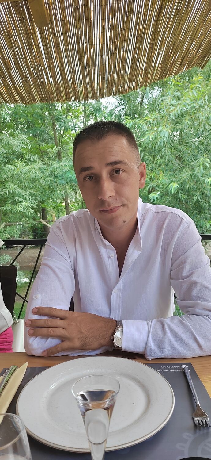  50745620  Bojan, 36 ,    -