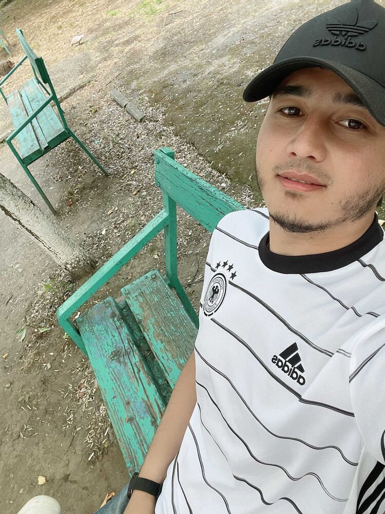  ,   Maksim, 31 ,   ,   , c 