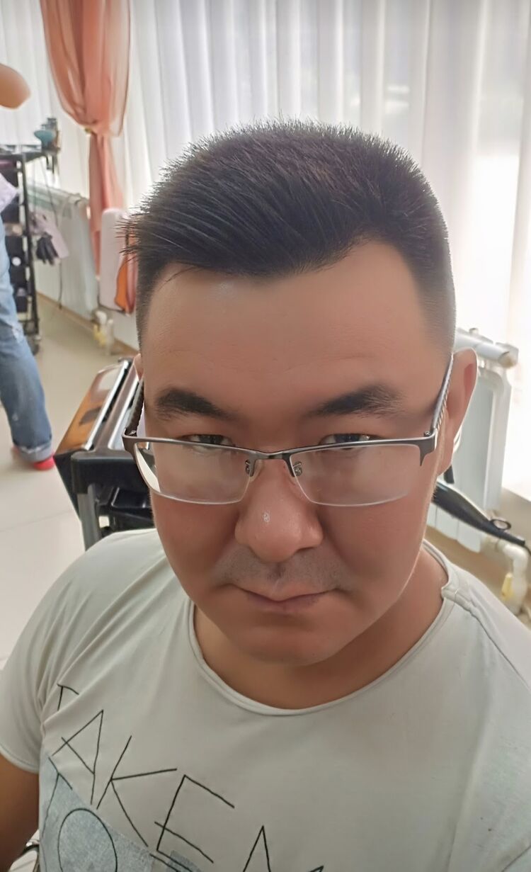  46620530  , 40 ,    
