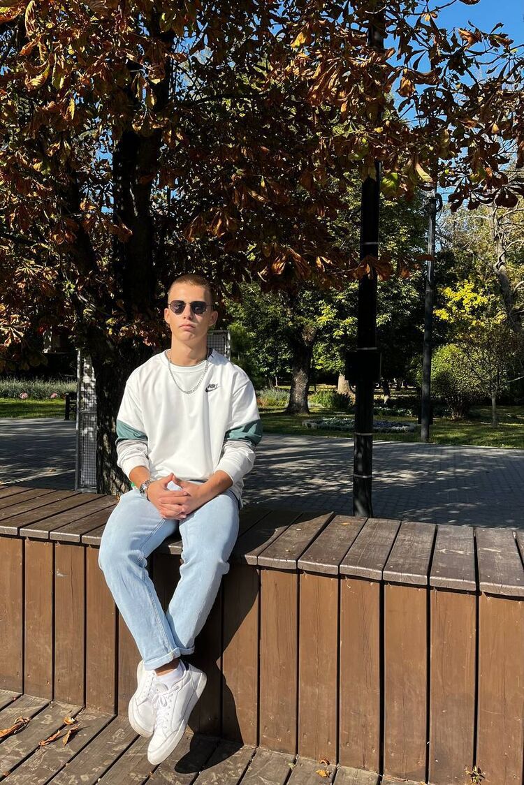  ,   , 19 ,   ,   