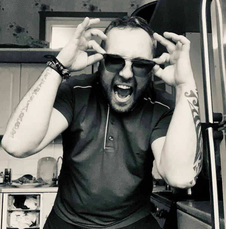  ,   Alex, 36 ,   ,   