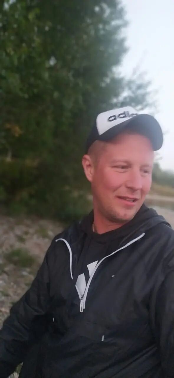  ,   Andrey, 38 ,   ,   , c , 