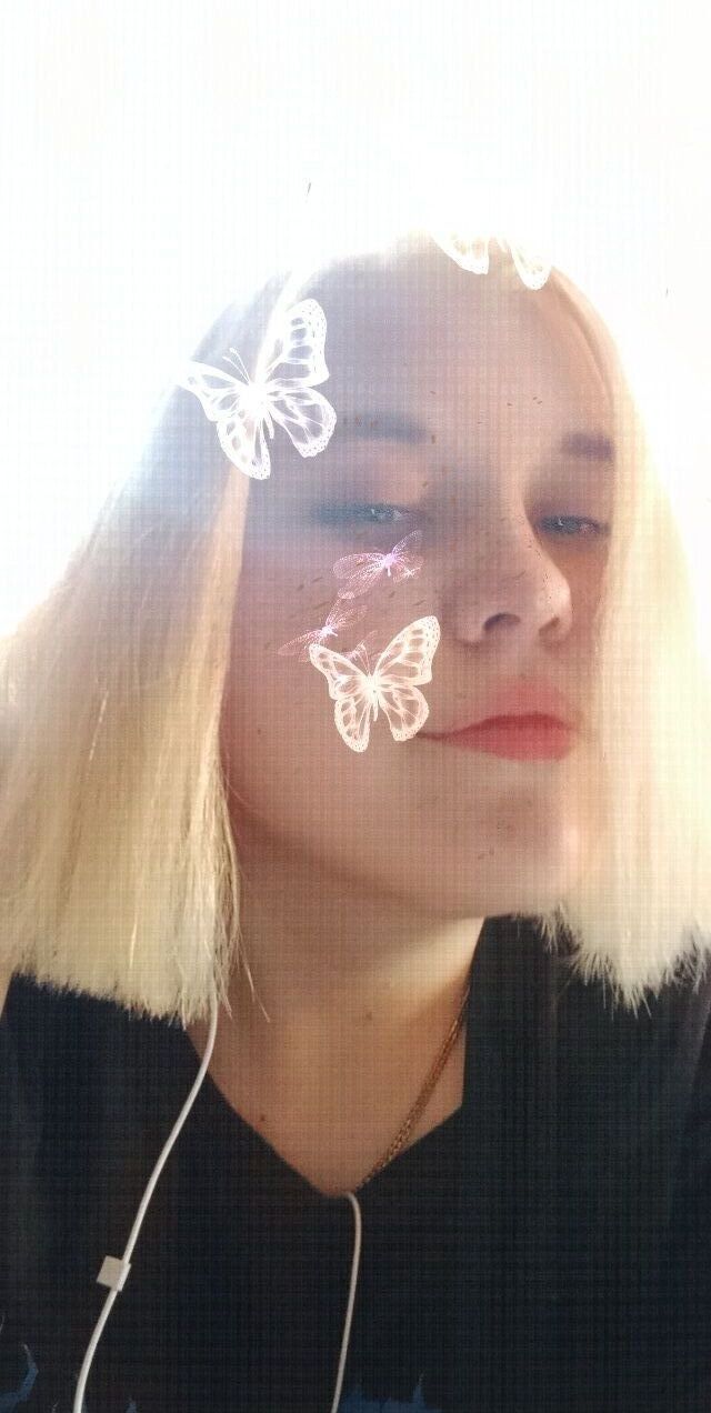  36691570  Ksenia, 20 ,    