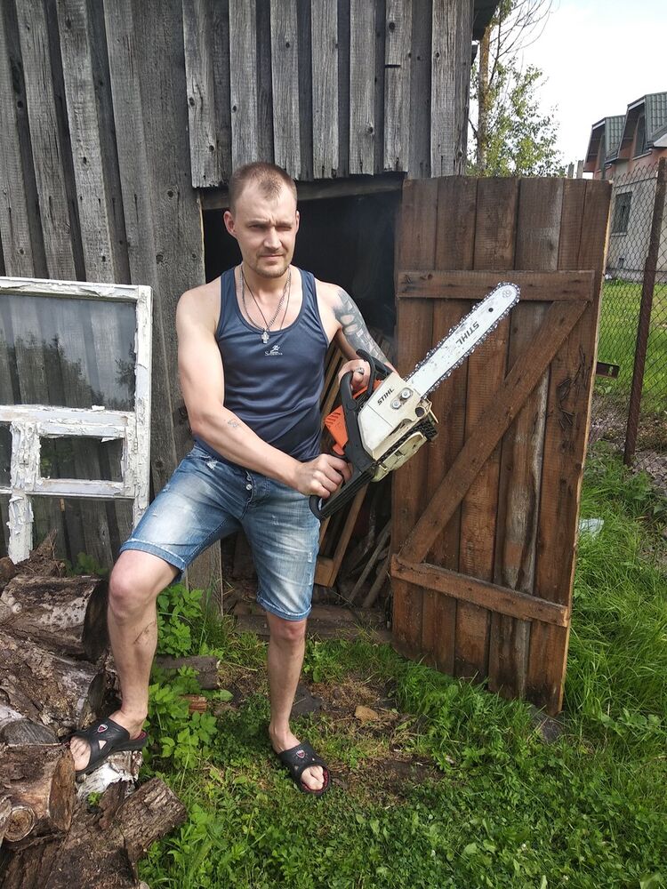  ,   Anatolyi, 37 ,   c 