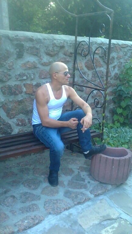  ,   Serchik, 40 ,   