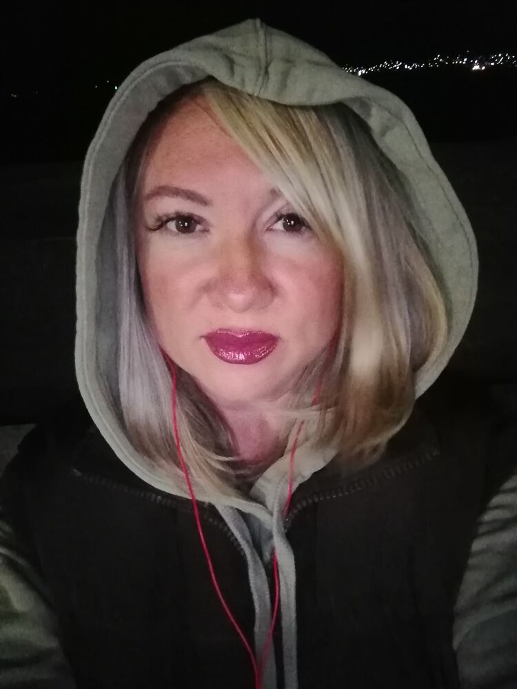  44138760  Kenza, 44 ,    