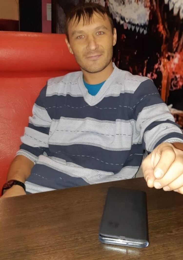  37944230  , 35 ,    
