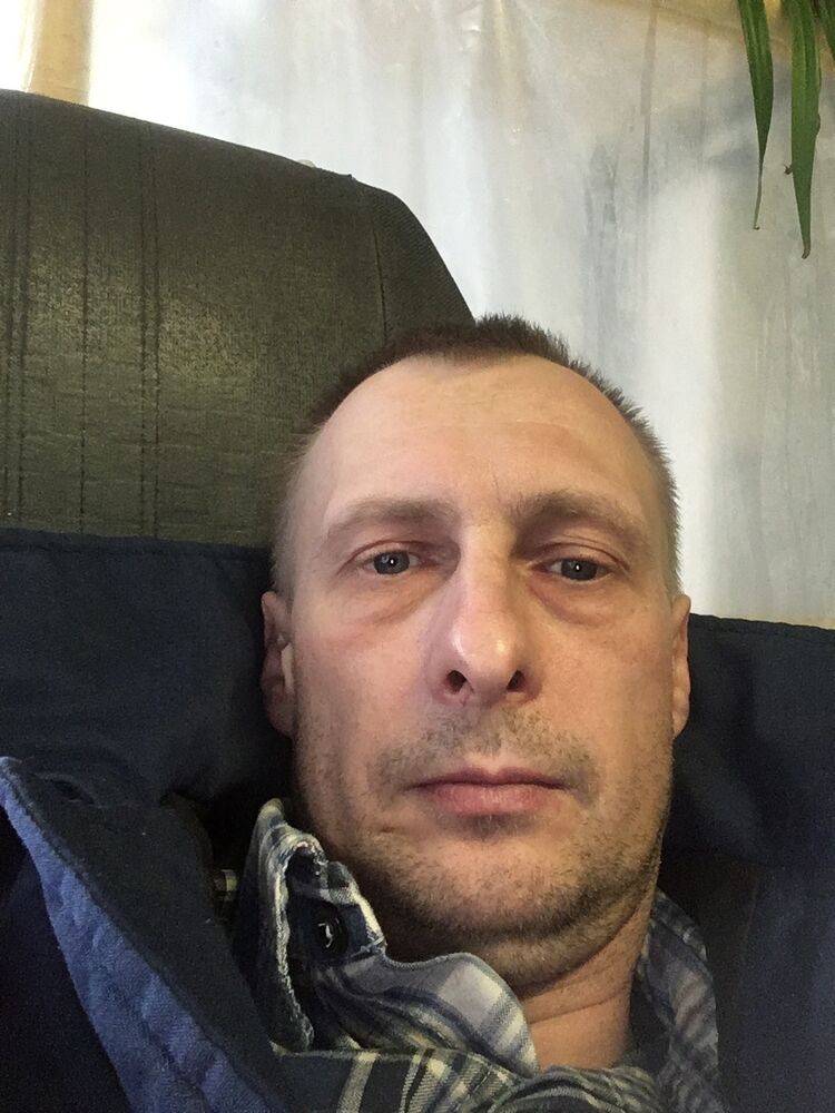  50307490  Konstantin, 42 ,     
