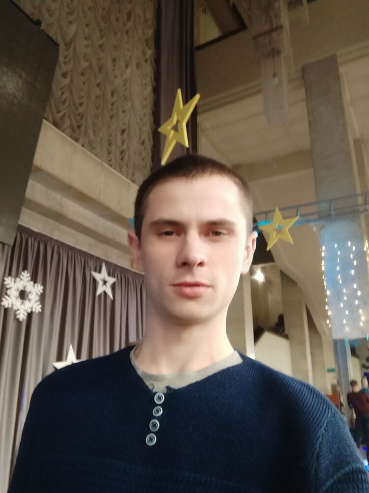  18726090  , 28 ,    