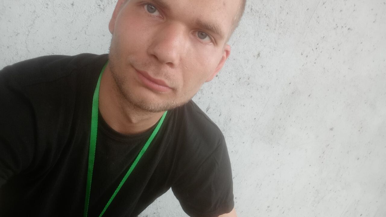  52582540  , 28 ,    --