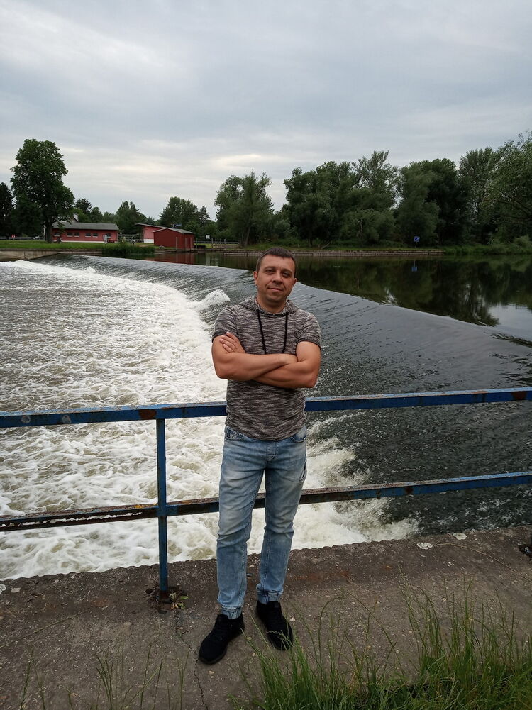  ,   Aleksandr, 39 ,   