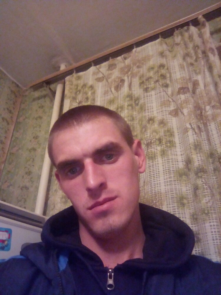  15361840  Andrei, 31 ,    