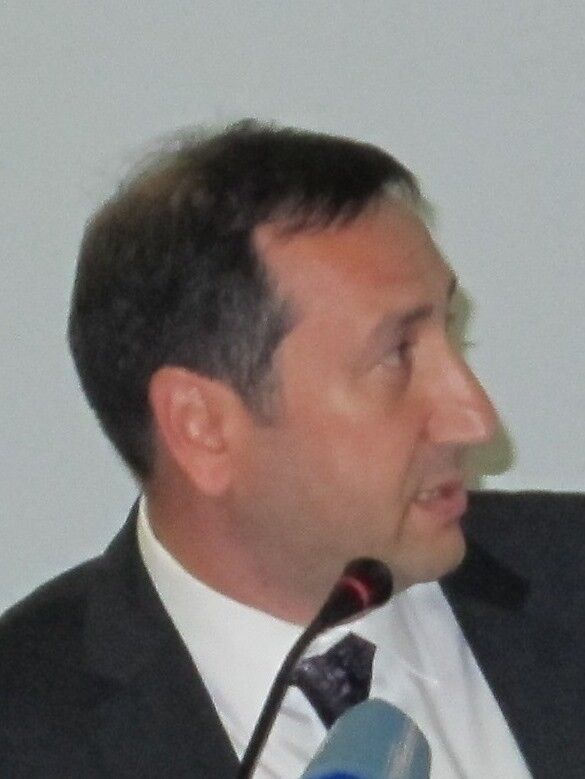  5469730  Arman, 51 ,    