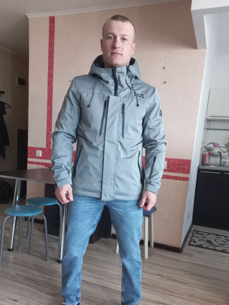  25384880  , 37 ,    