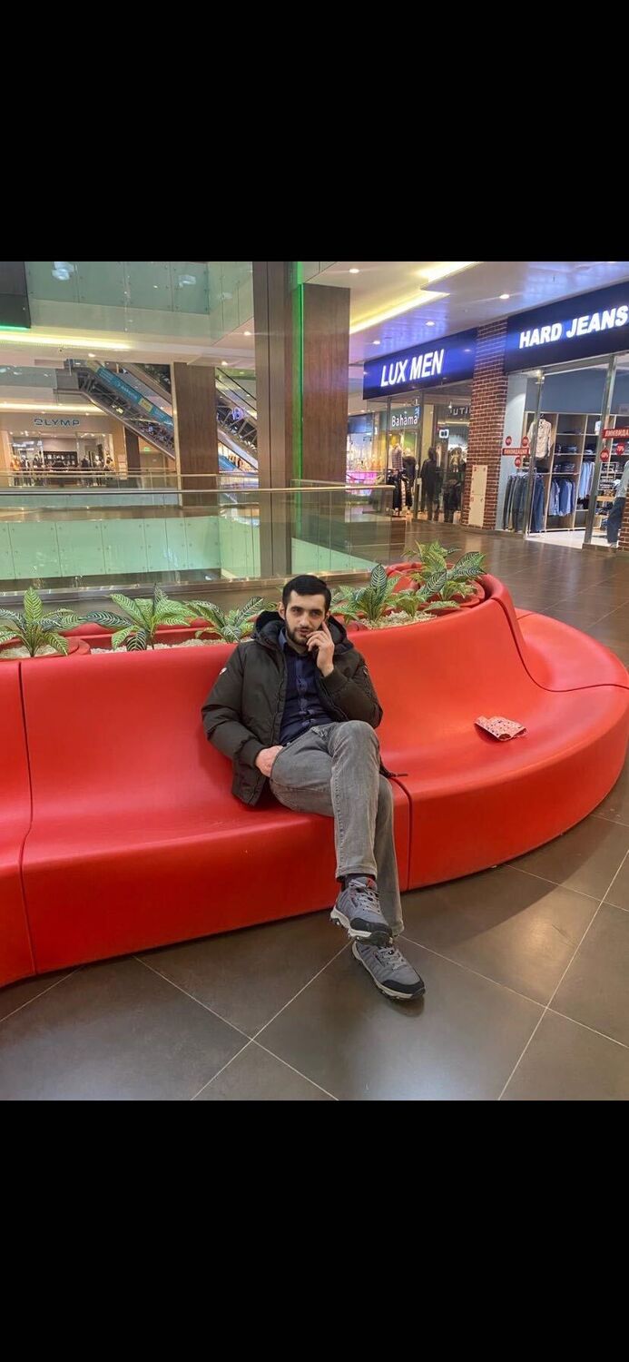  41592780  Ilham, 29 ,     