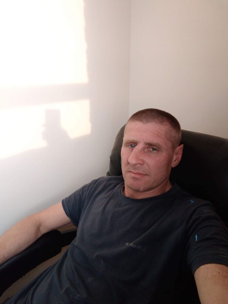  30435440  , 25 ,    