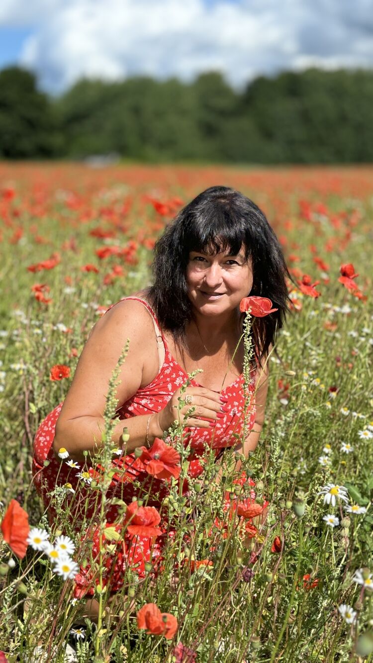  ,   Marina, 53 ,   ,   