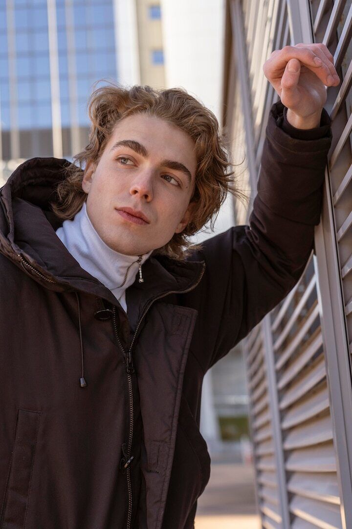  51546230  Ivan, 22 ,    -