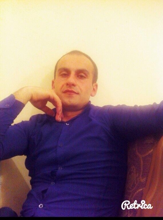  ,   Vagram, 35 ,   