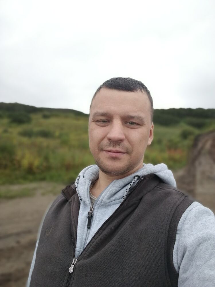  -,   Denis, 41 ,   ,   , c , 