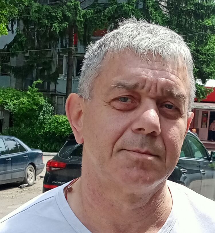  23721350  Stanislav, 61 ,    