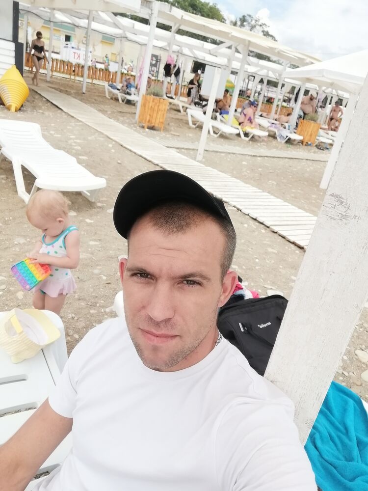  39243640  , 33 ,    